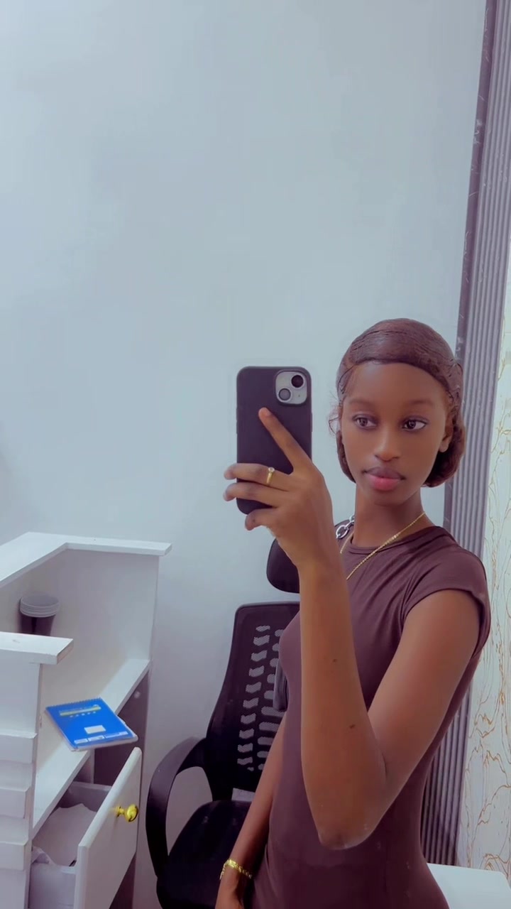@Slim girl 💋