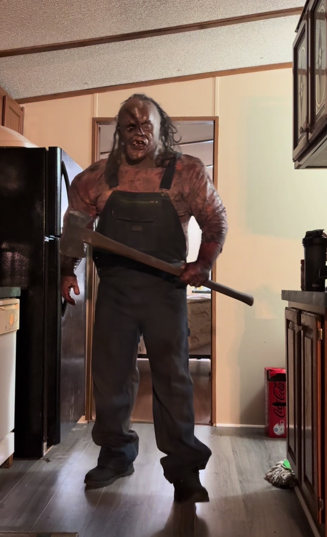 @huskinshorror