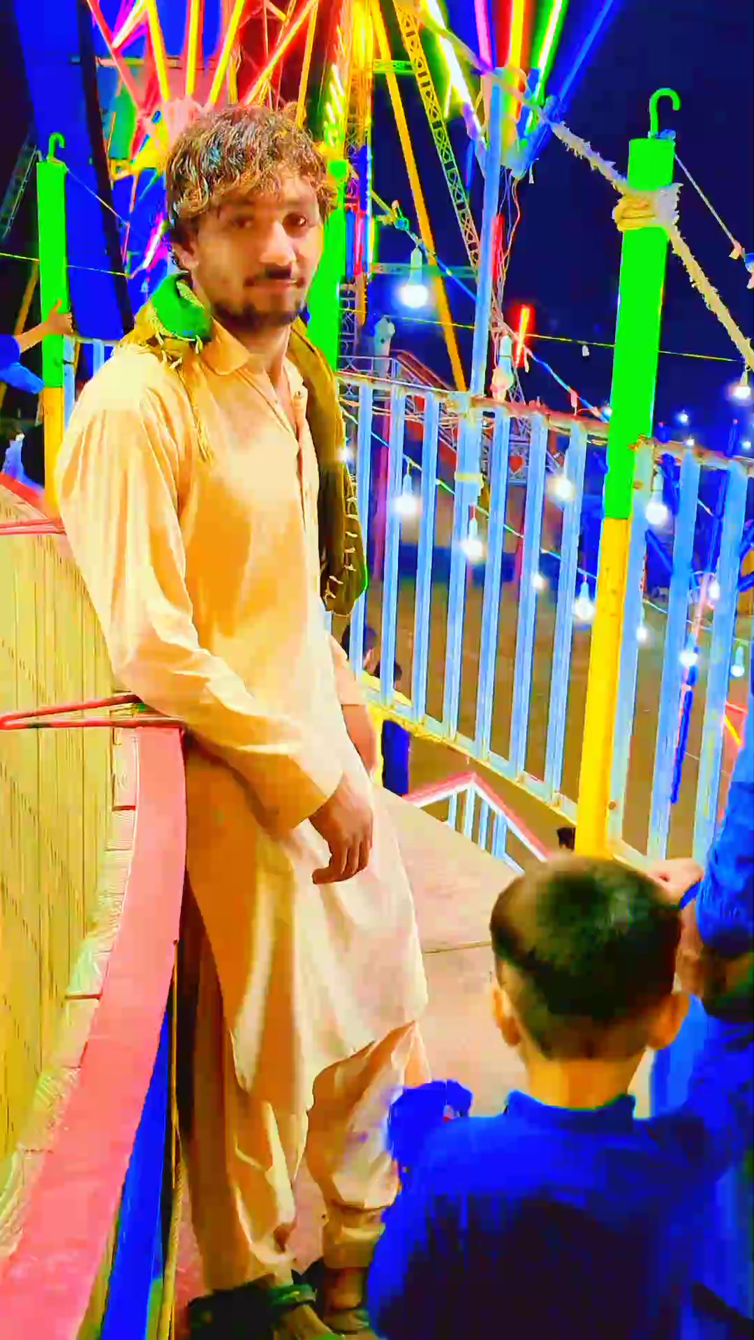 @Nisaer Khan