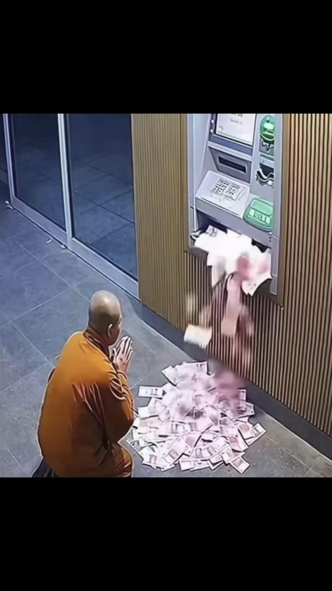 @๐๐๐ข๐๐๐๐ข