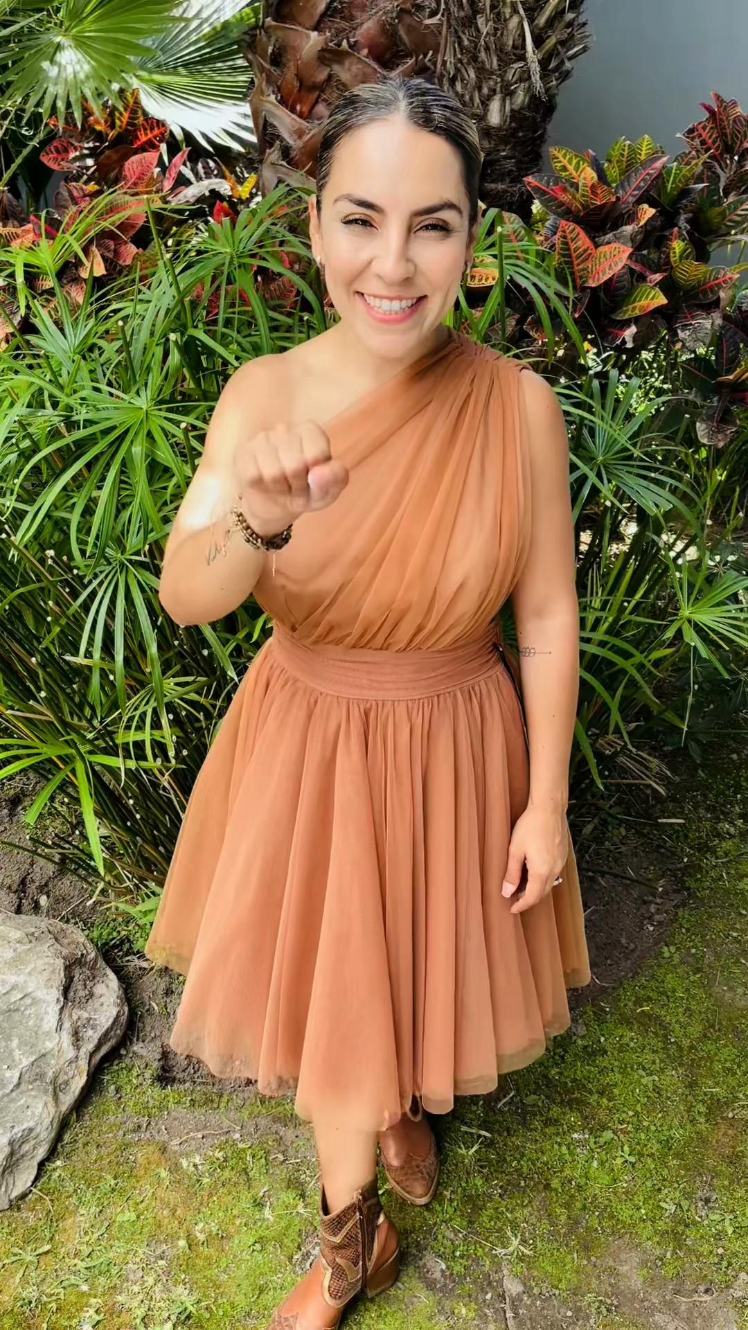 @Leonora Dress