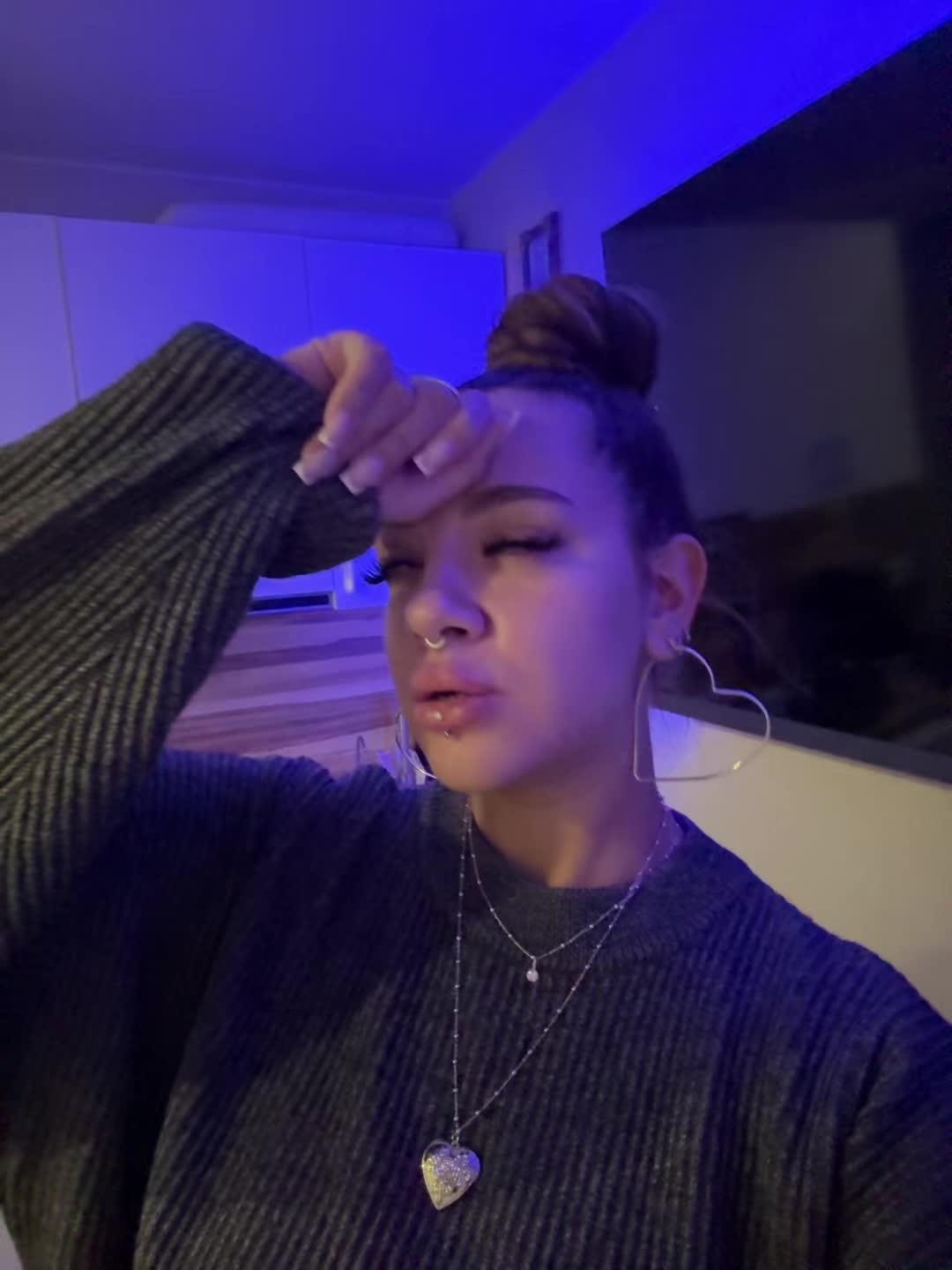 @Милана