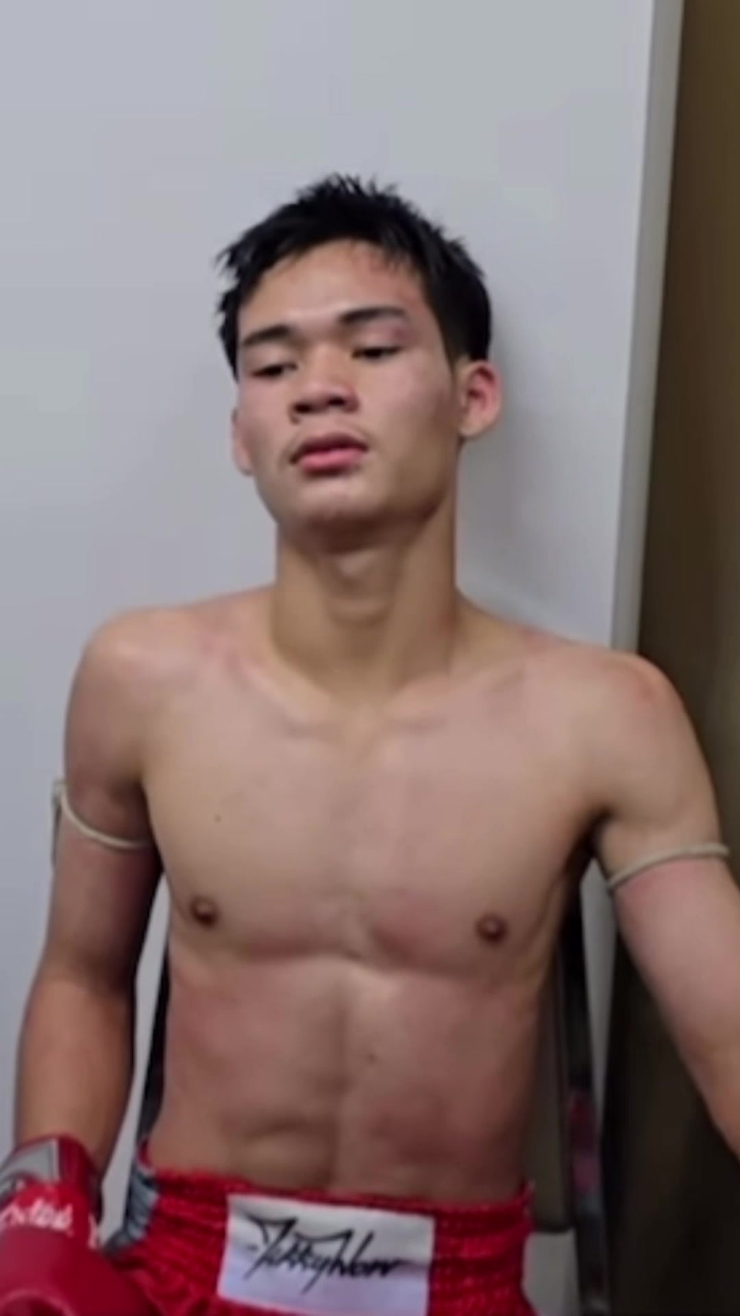 @นวดน้ำมันพันมือ