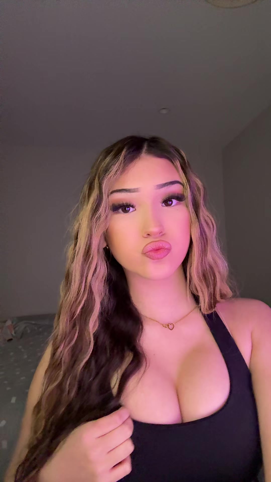 @️
