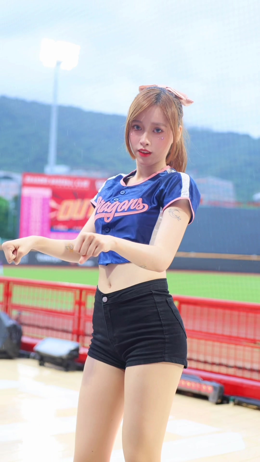 @芮妮
