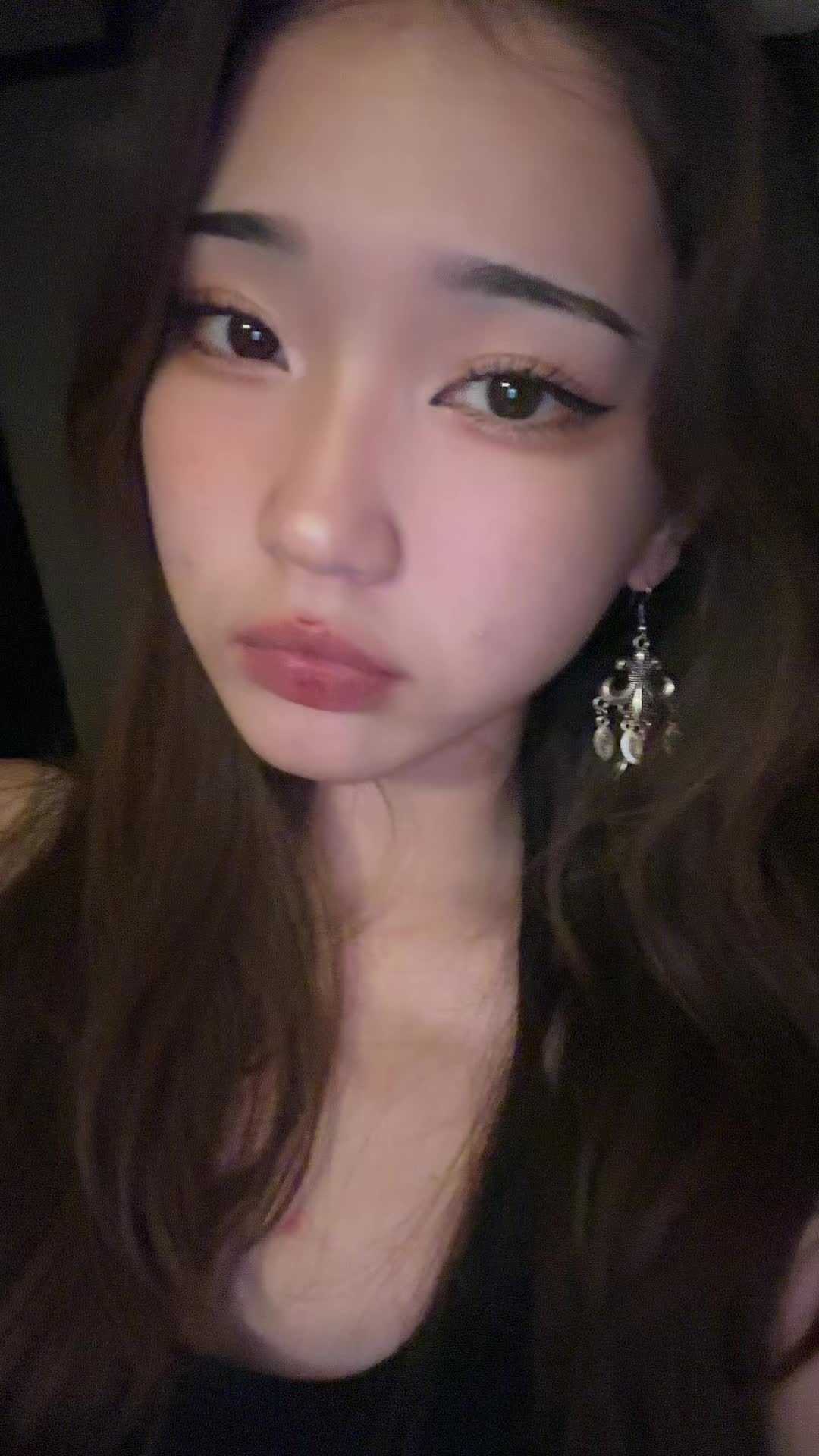 @Жанèка