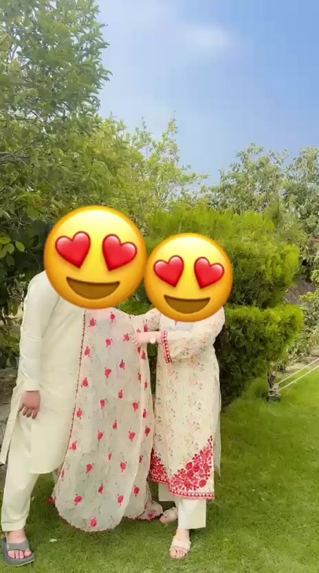 @Niazi  👩&zwj;❤️&zwj;👩🌹🍷🔥