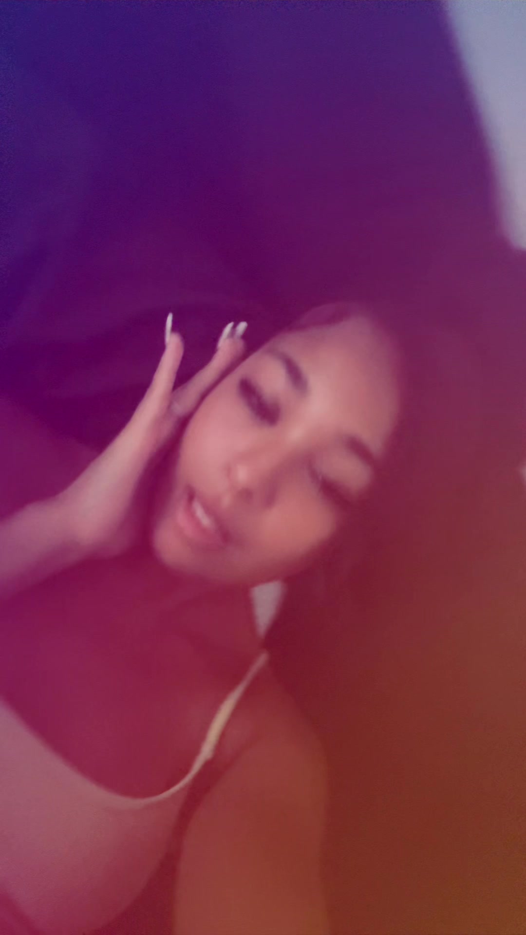 @🫦