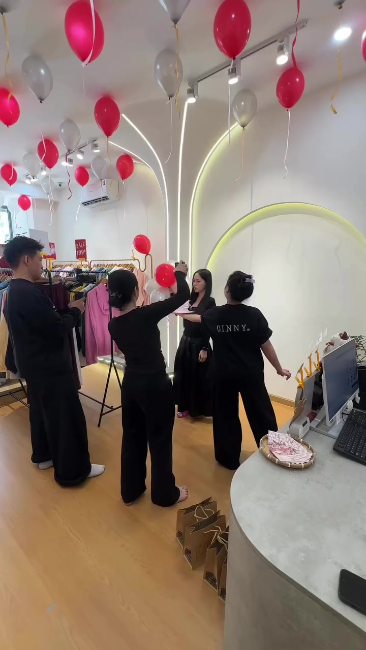 @GINNY.