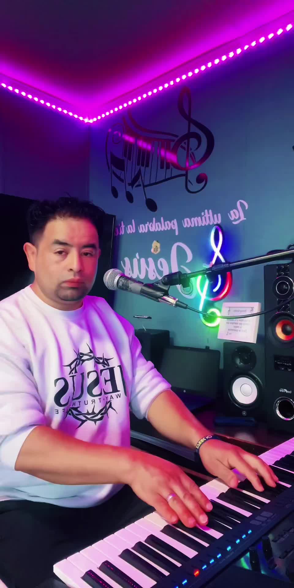 @Dany Guillén