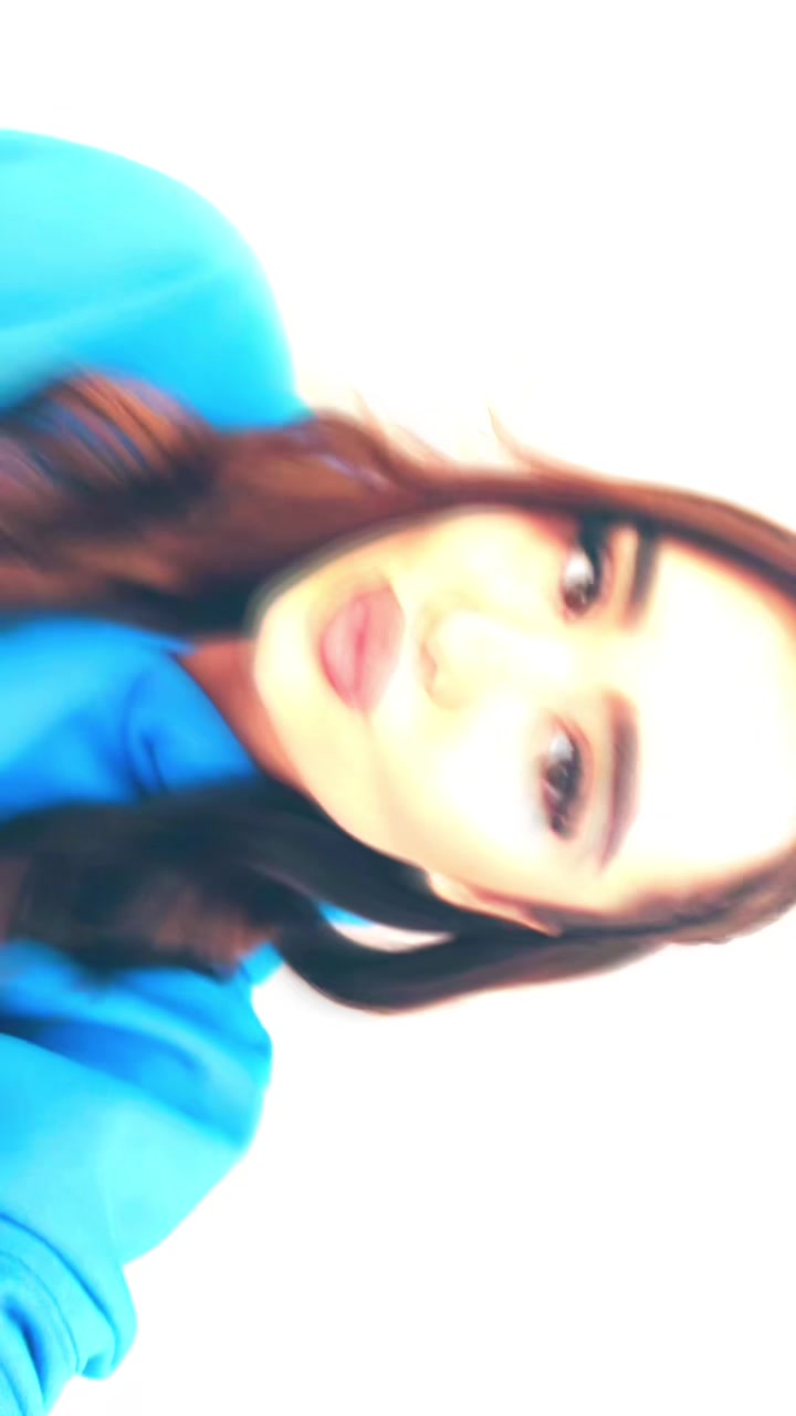 @𝐚𝐧𝐭𝐨𝐧𝐢𝐧𝐚