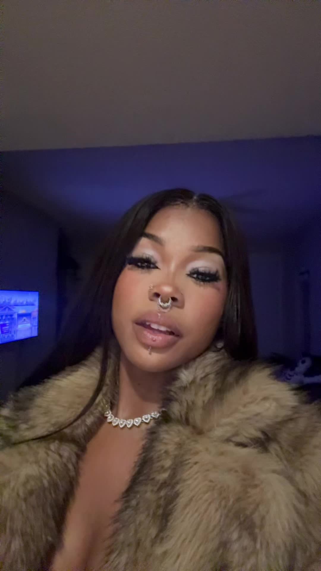@Sienna Rae❦