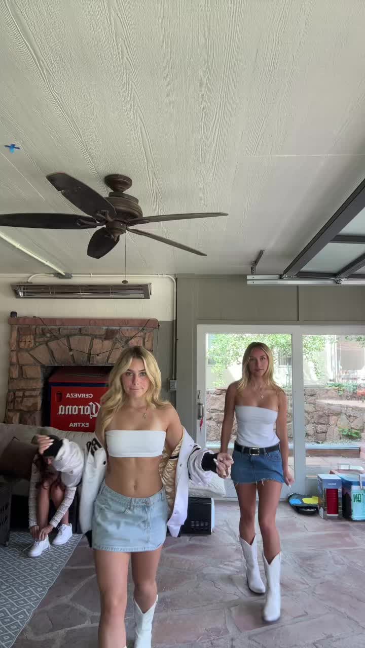 @nicole