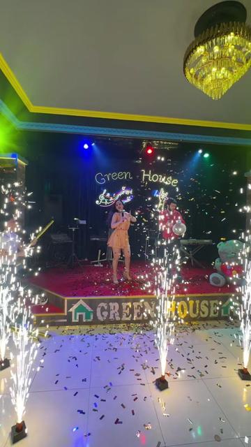 @GREEN_HOUSE_RESTAURANT