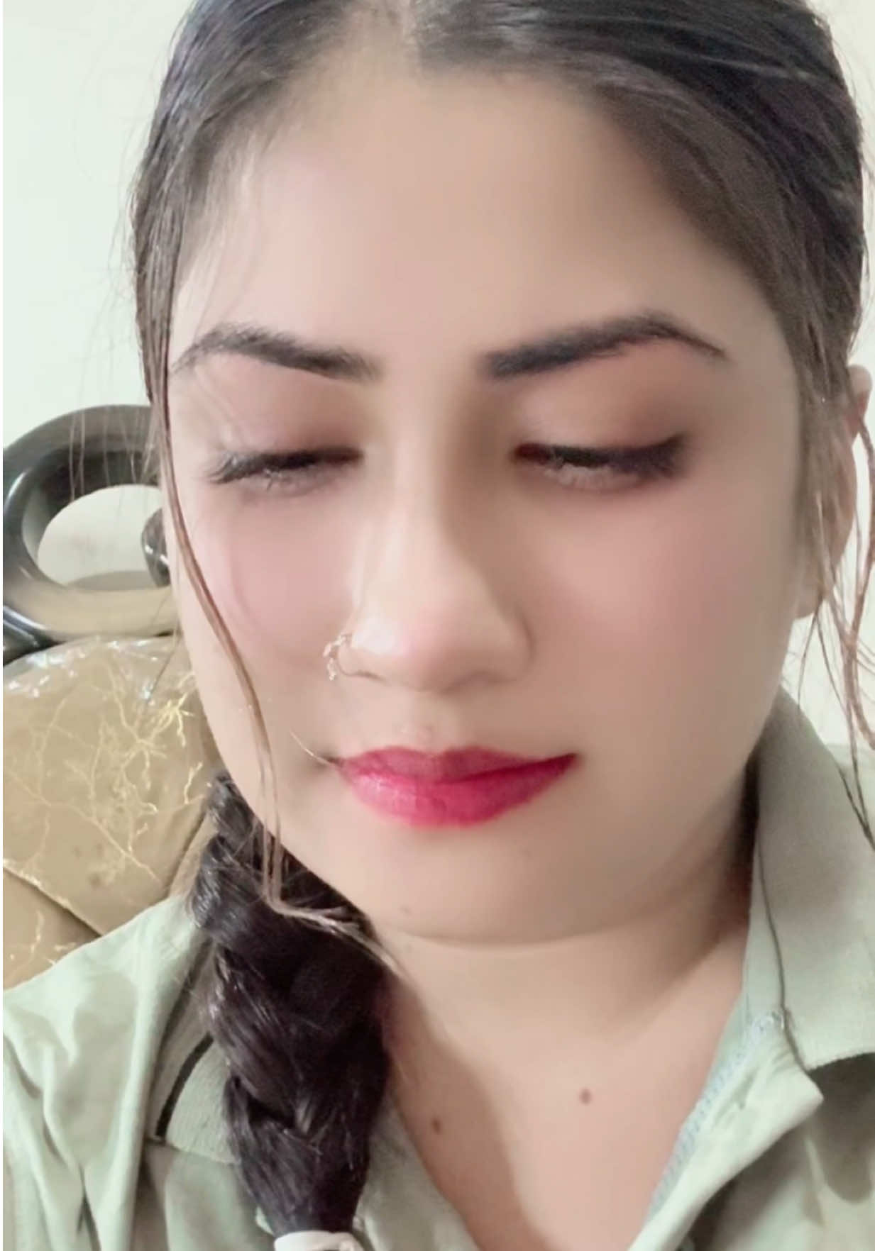 @Mahii_💔_Khan
