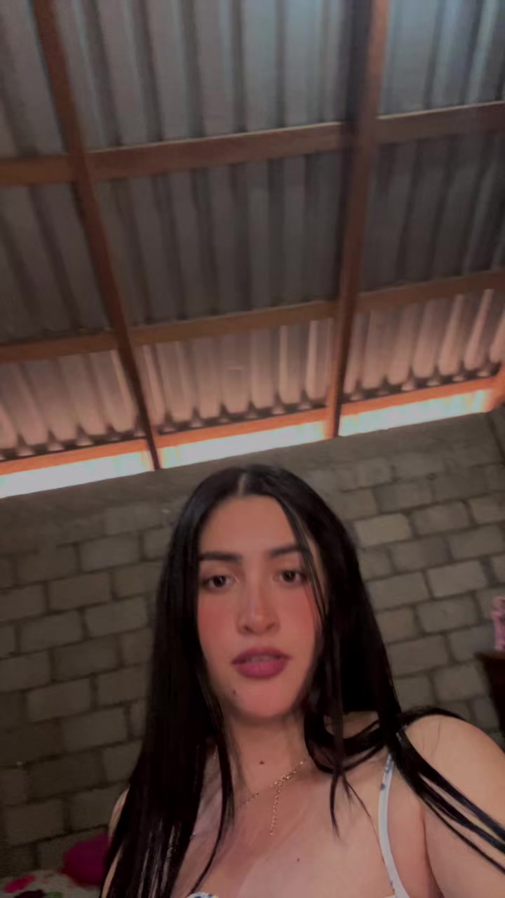 @🐮Itzel🫧