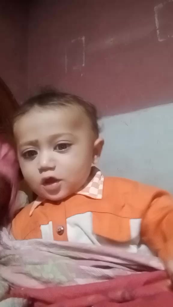 @pyari bacchi