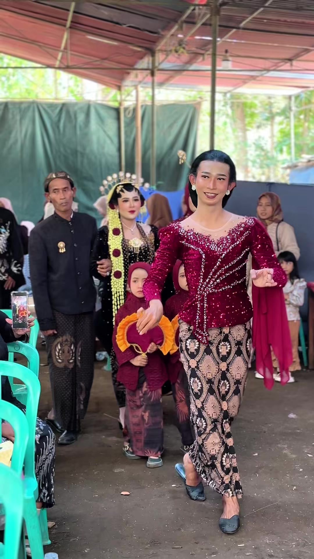@Mbak Sari || Cucuk Lampah
