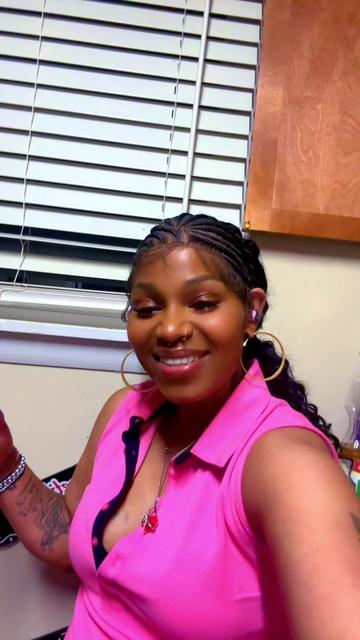 @Prettymomma6