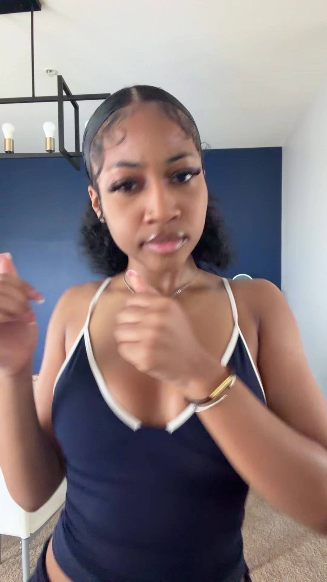 @Zo