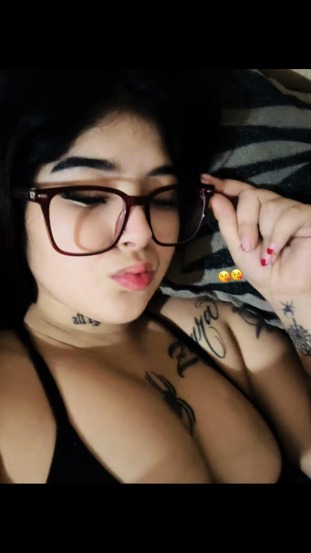 @Brii🍒🕸️