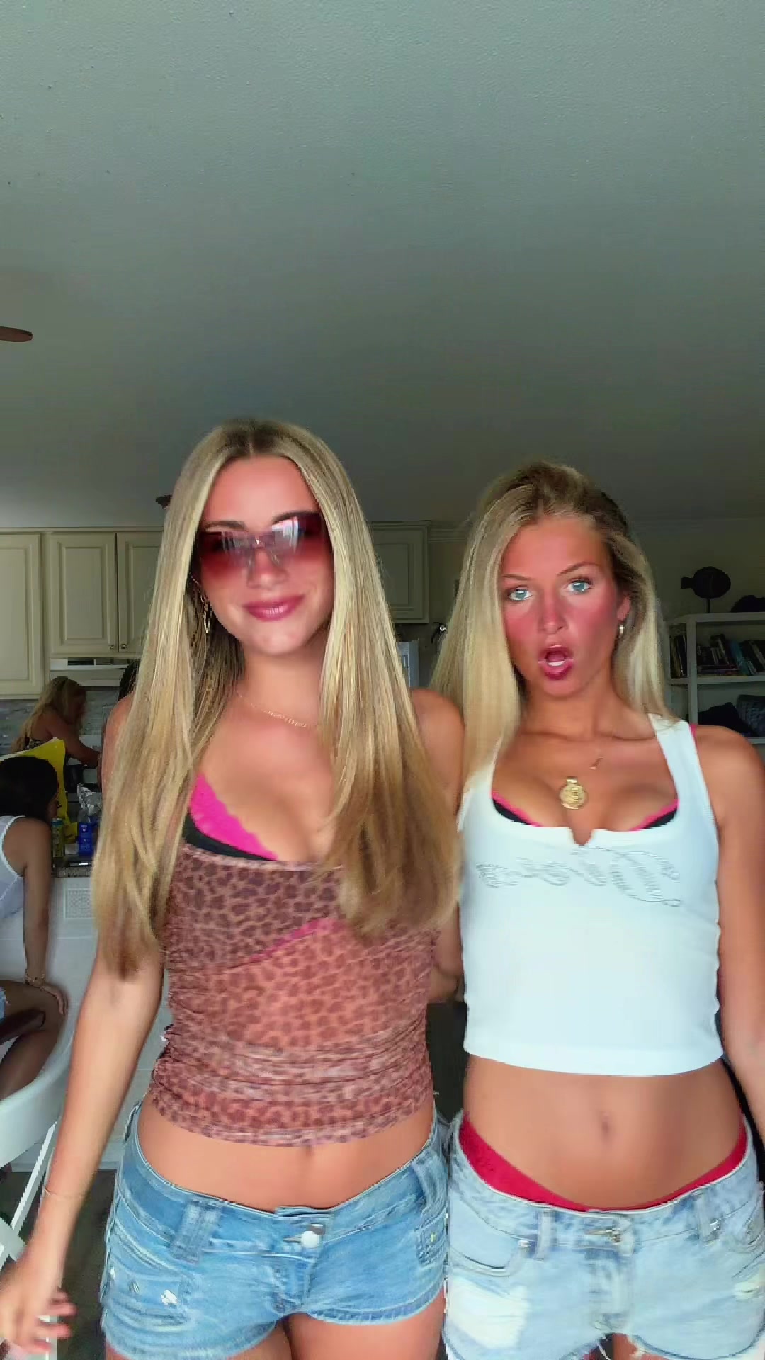 @av