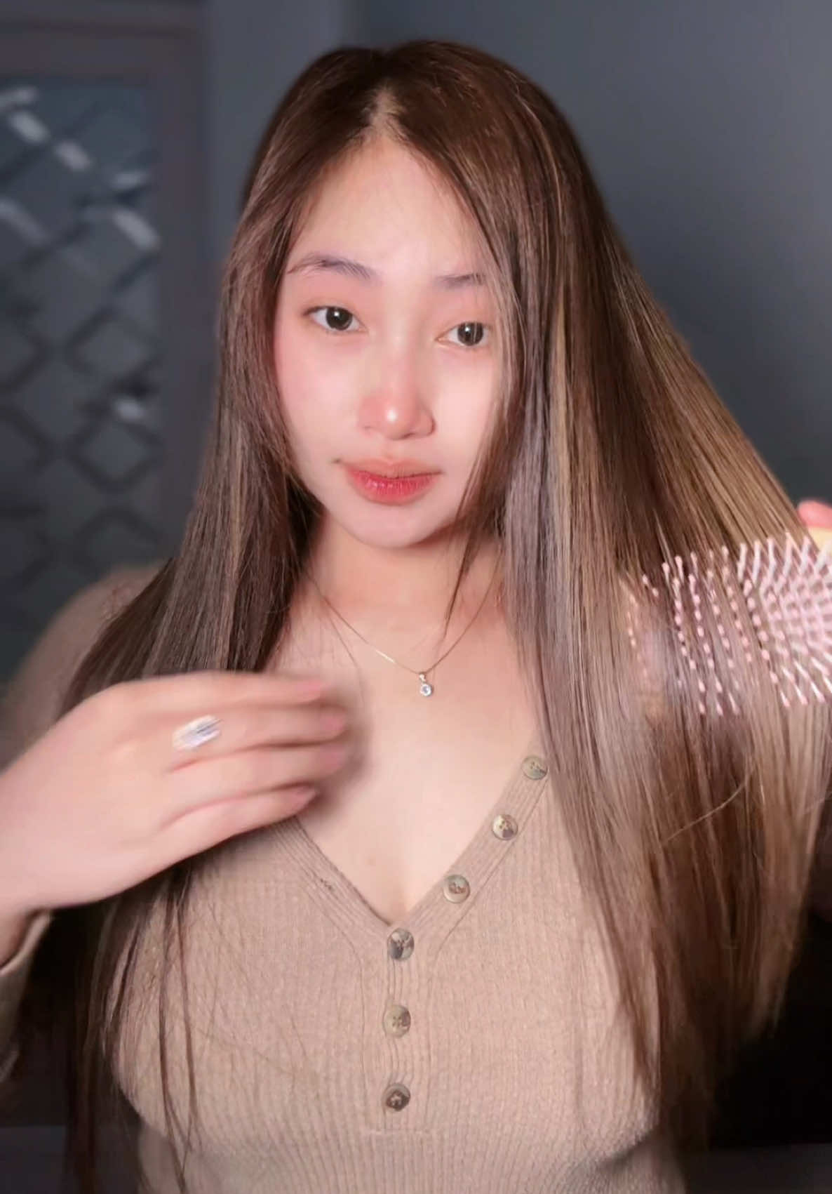 @Ly