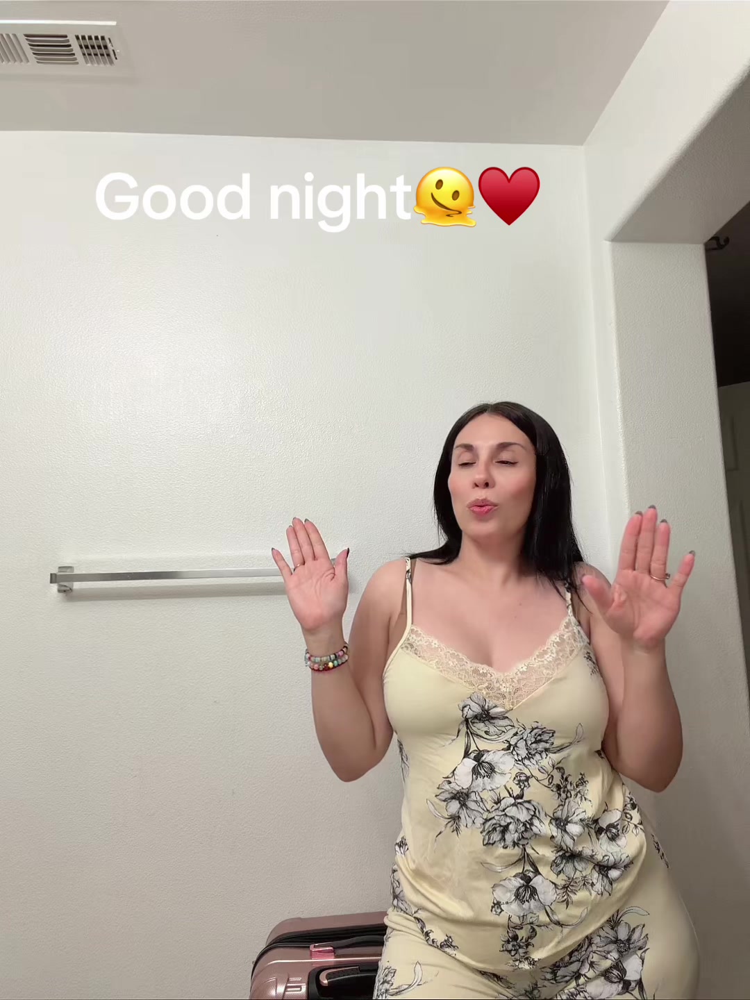 @tinarose477