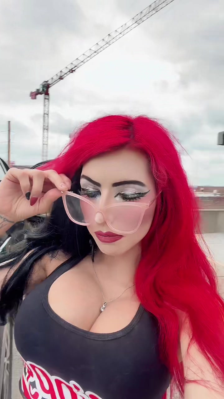 @Kenzie Asylum 🖤