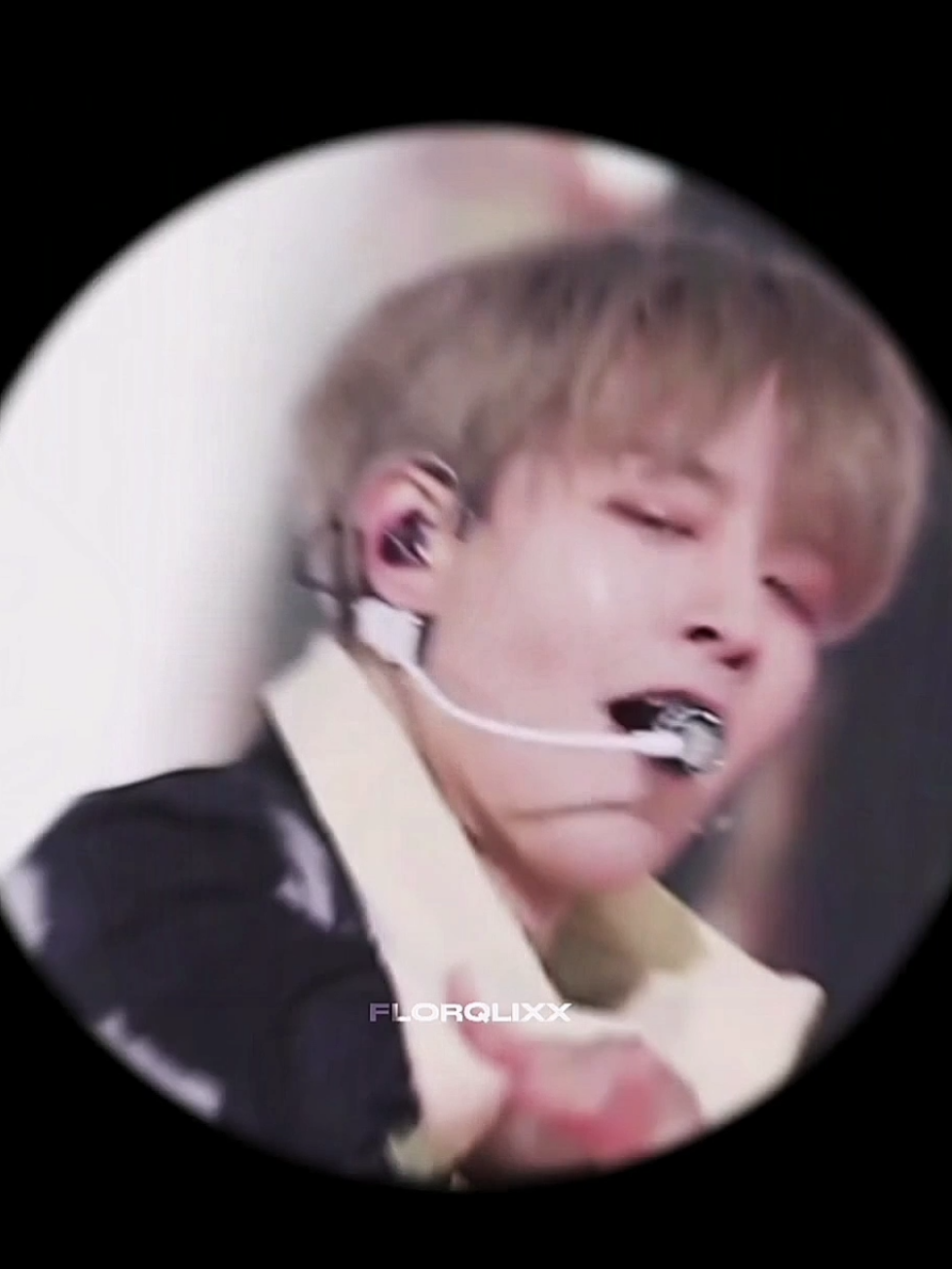 @𐔌  .  ⋮ 𝙍𝙞𝙠𝙖𝙖 .ᐟ  ֹ  ₊ ꒱
