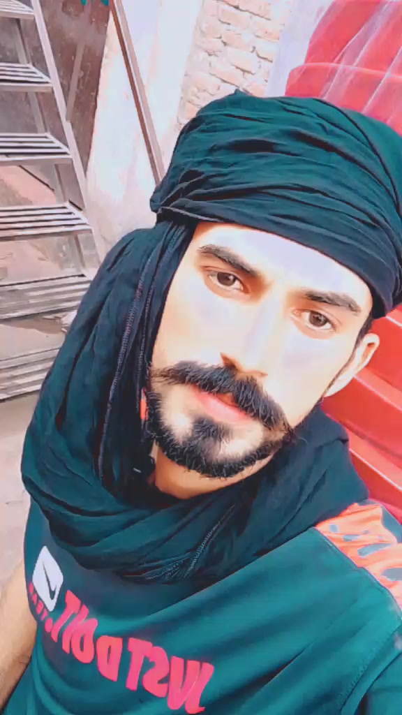 @Zaini ladla🪑🪑
