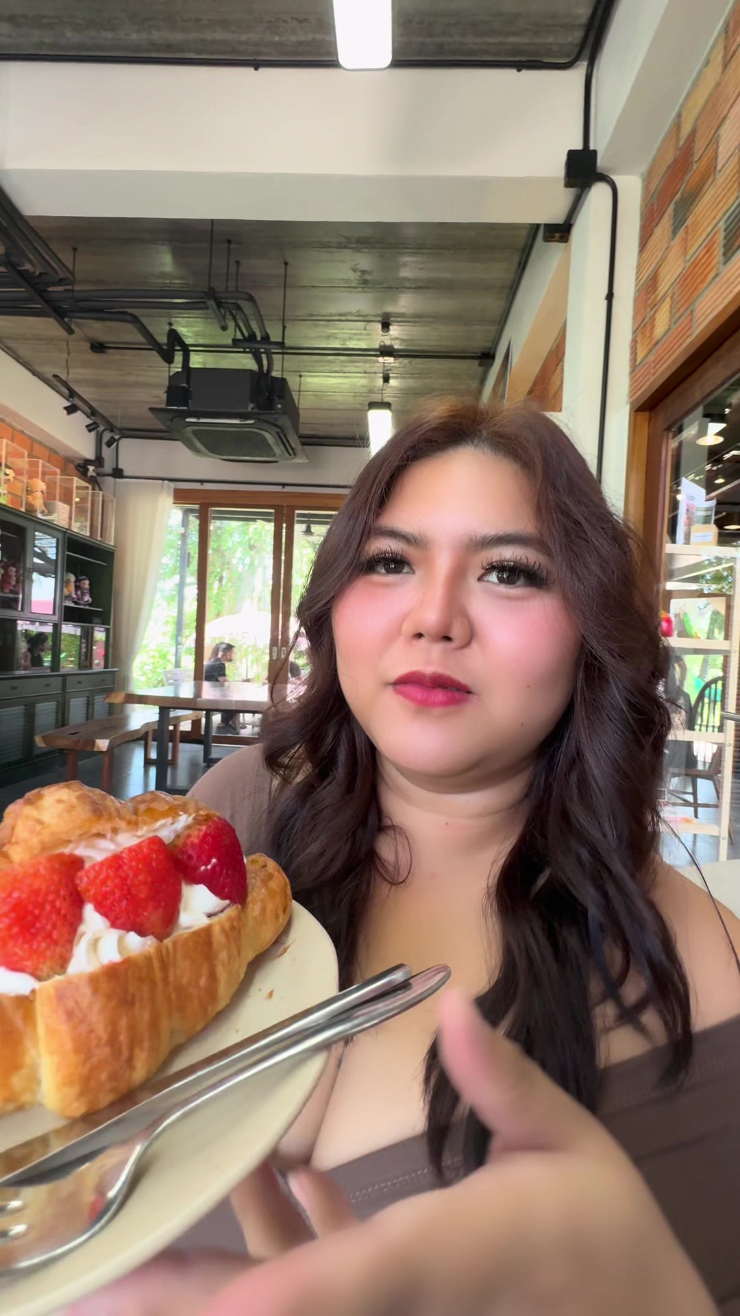 @ฉันชื่อเอลิซ🧿🥥🌴