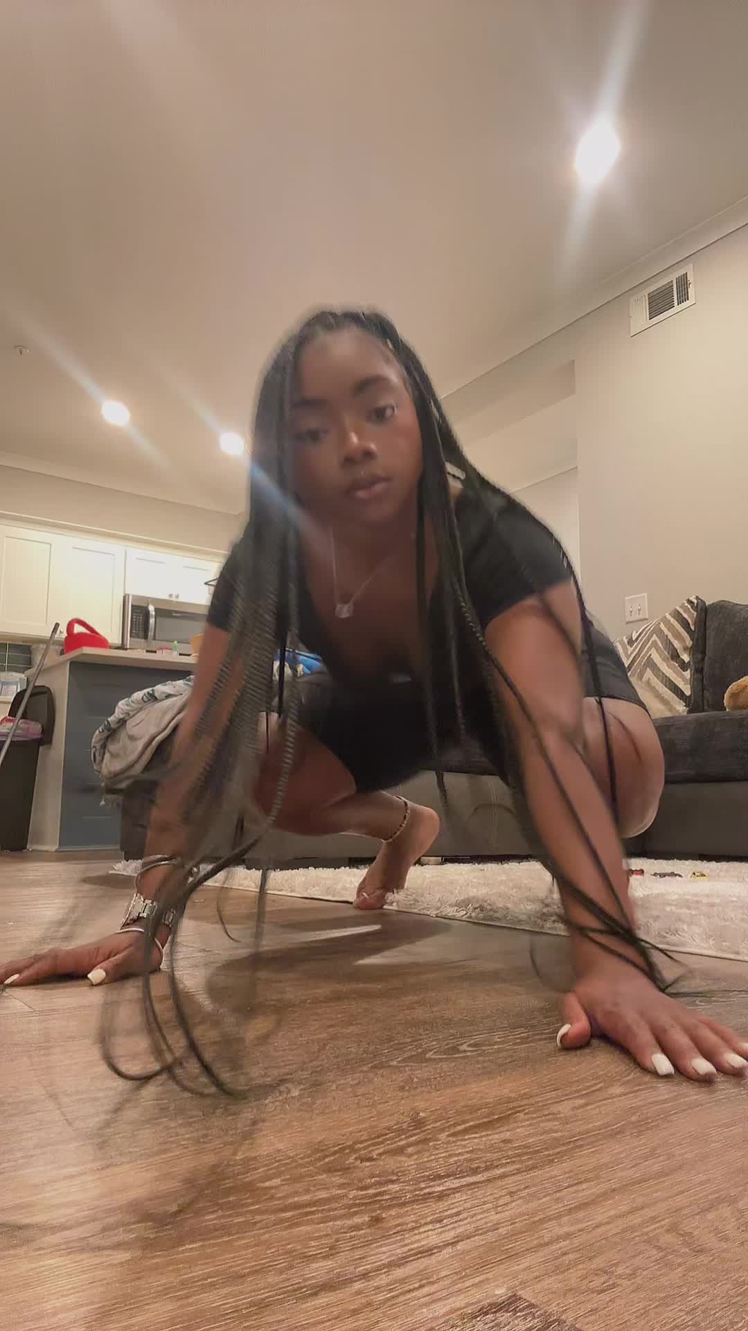 @Anijahh_