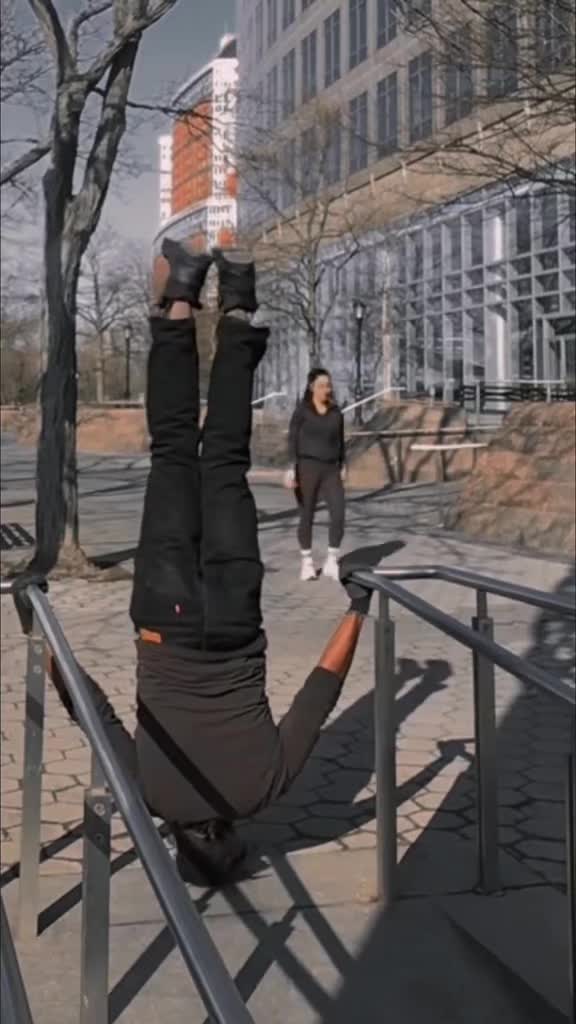 @upside_down_joey