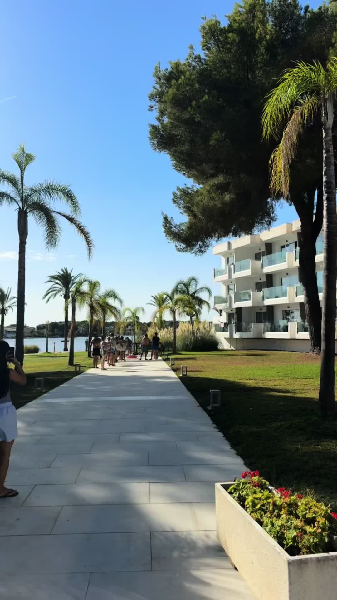 @c.lara
