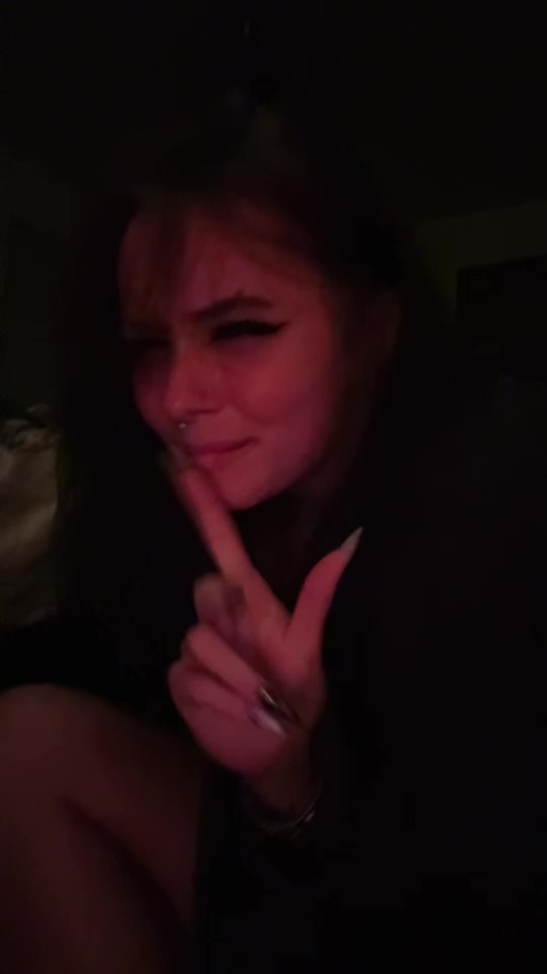 @Julia Fox