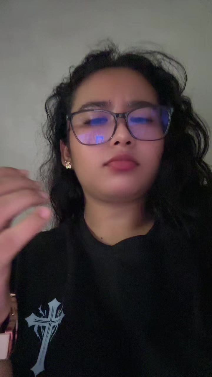 @𝐹𝑎𝑛𝑛𝑦🍒