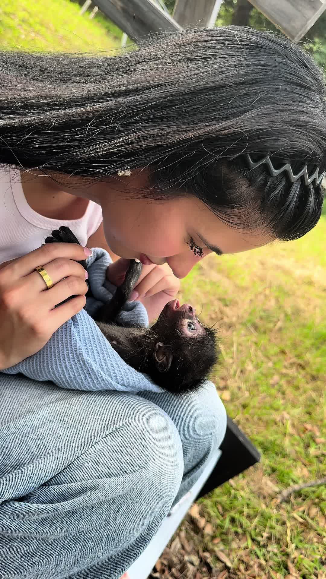 @dani_villarr