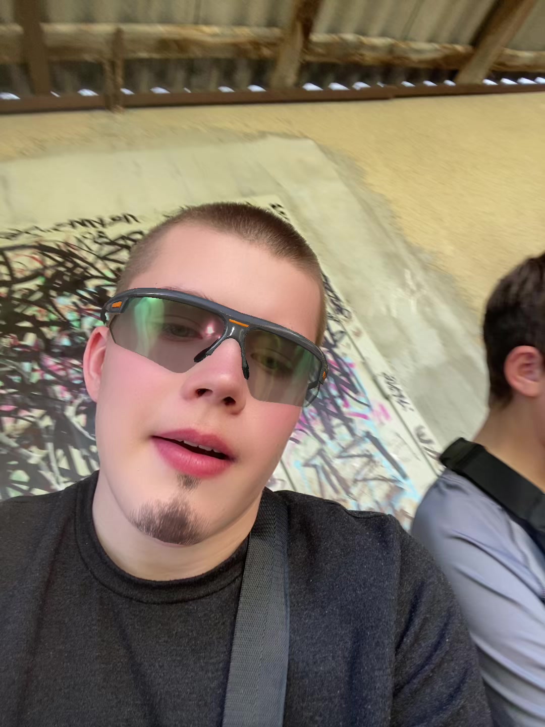 @Мотян