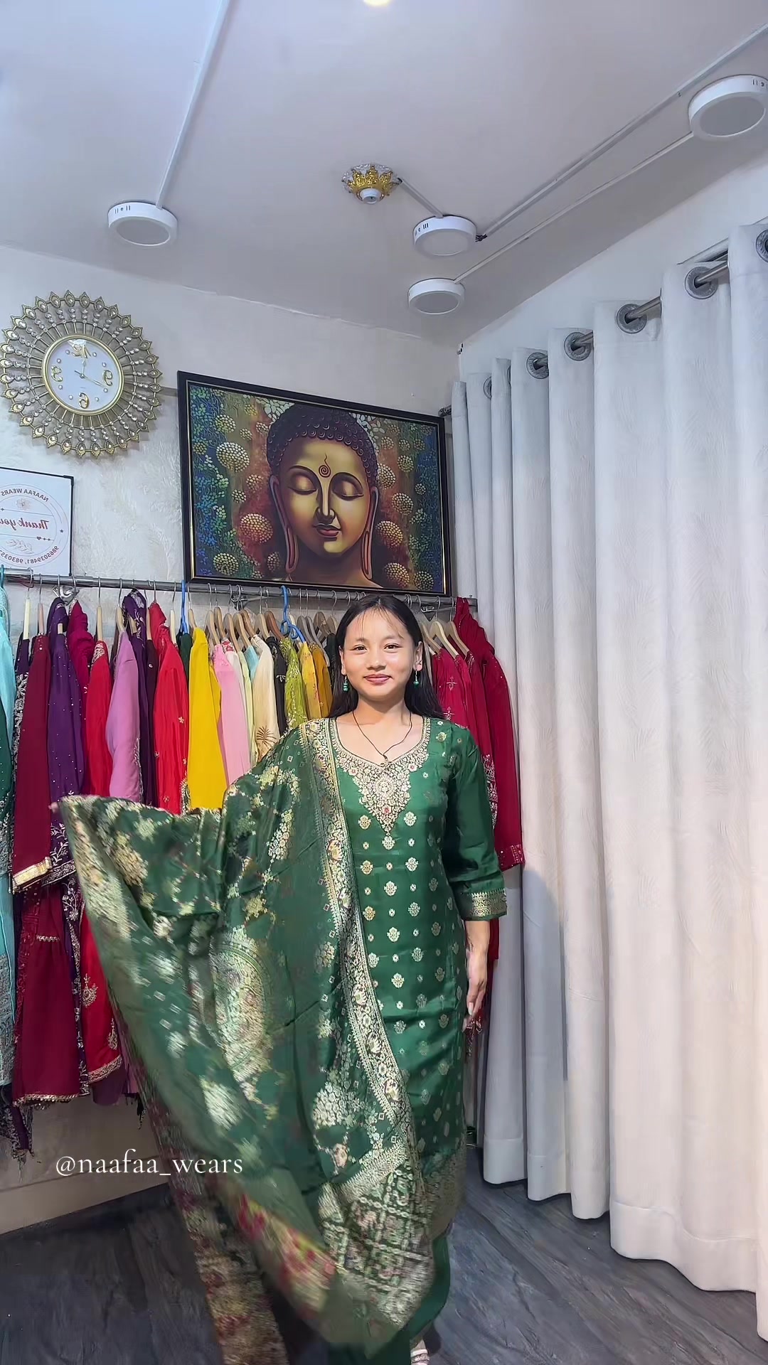 @NAAFAA CLOTHING STORE