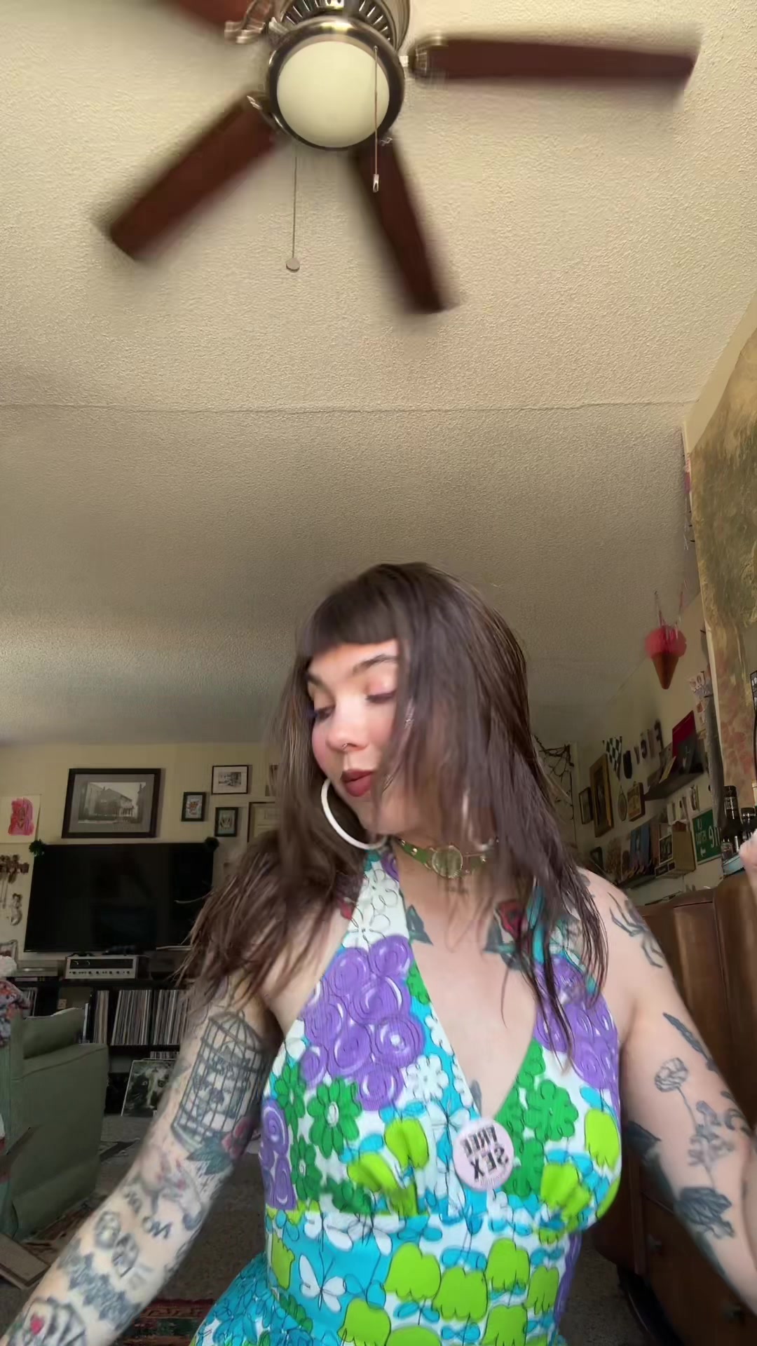 @champagne_lipstick