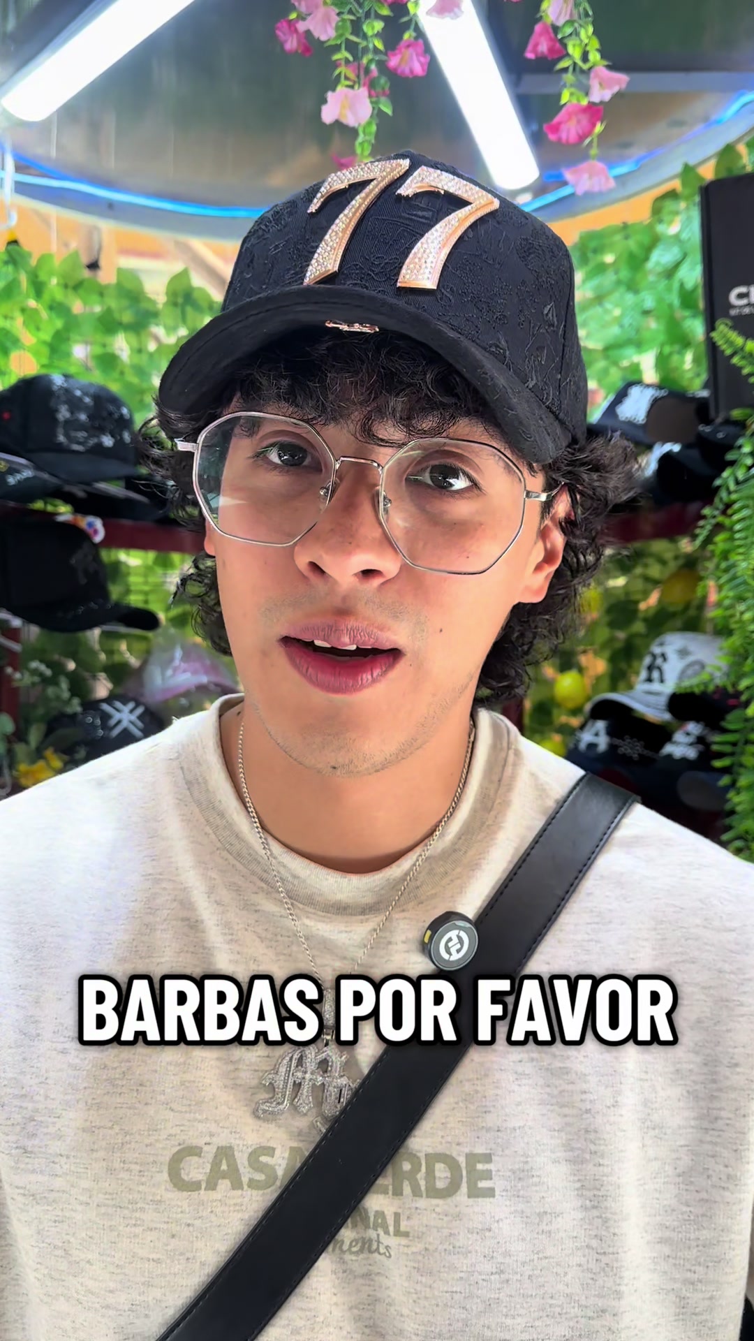 @MomosCaps