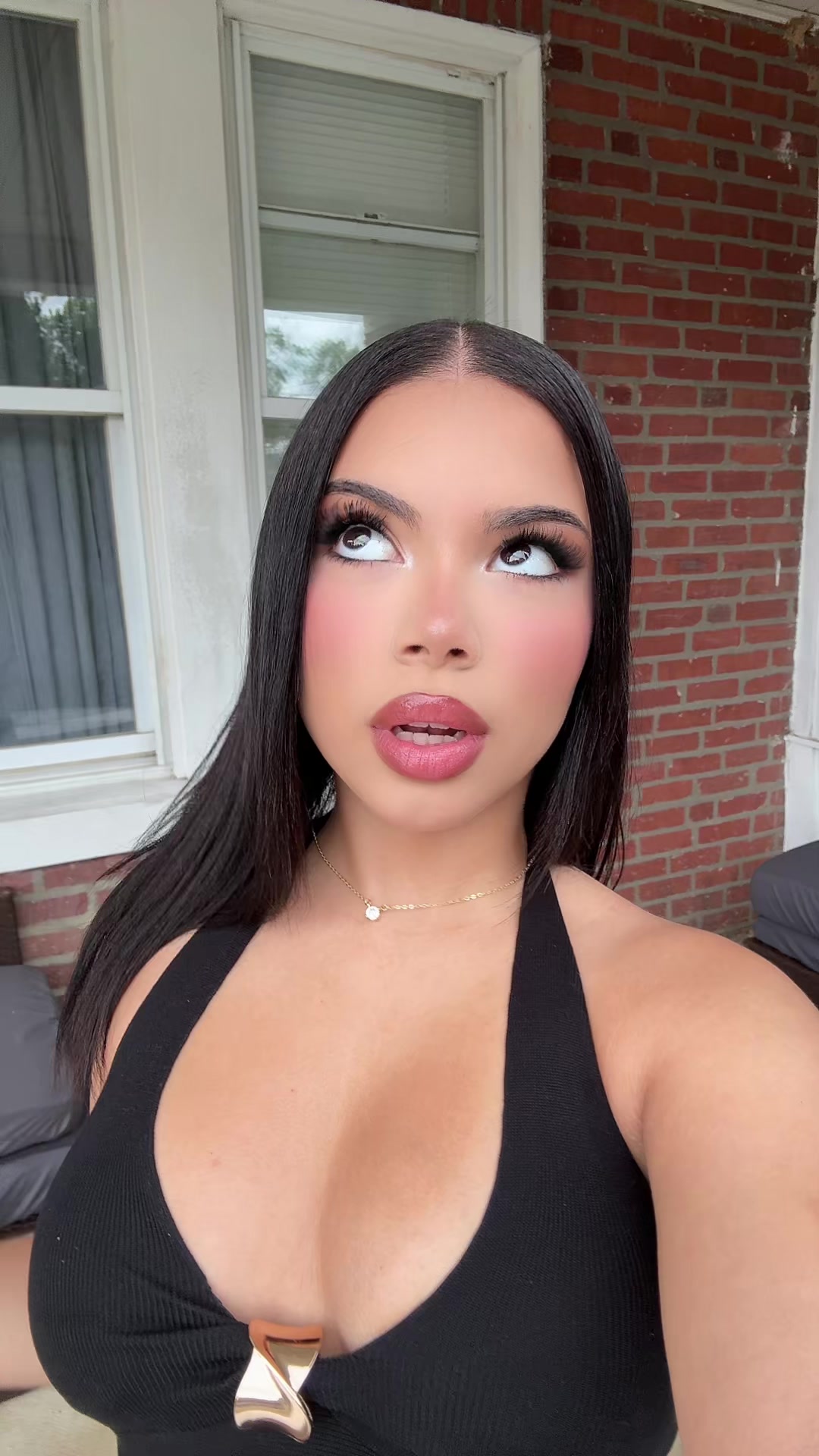 @isabella
