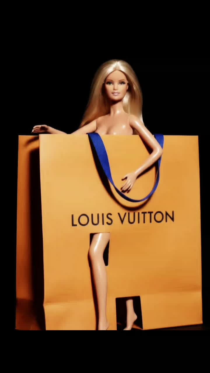 @WeiRd BarBiE