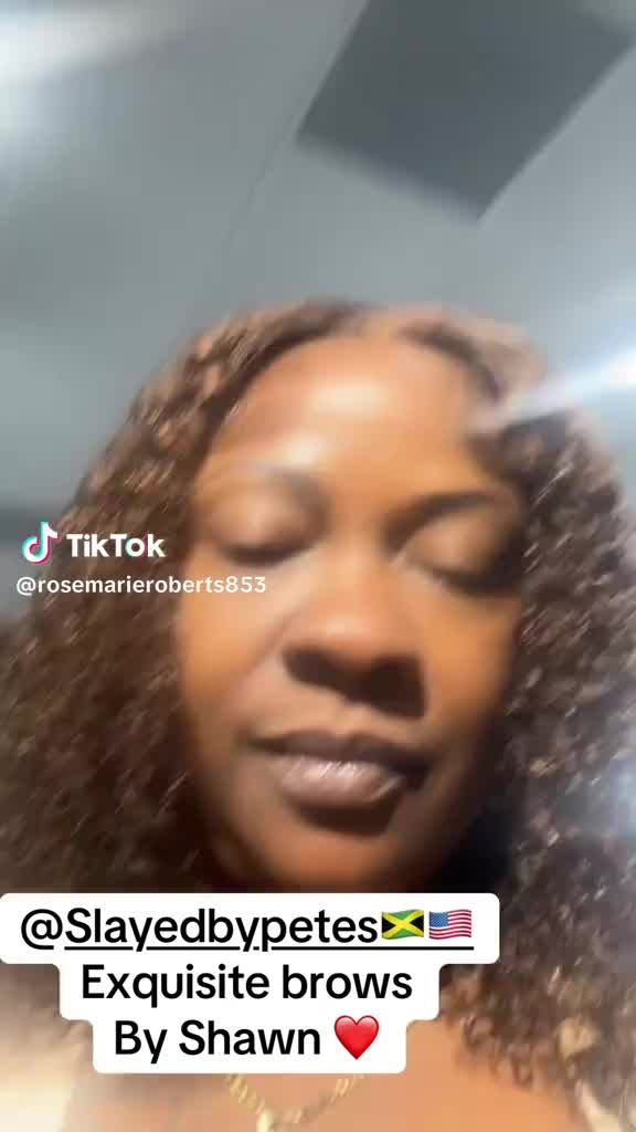 @roseyfabulos