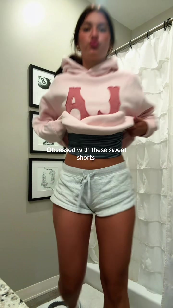 @Elise