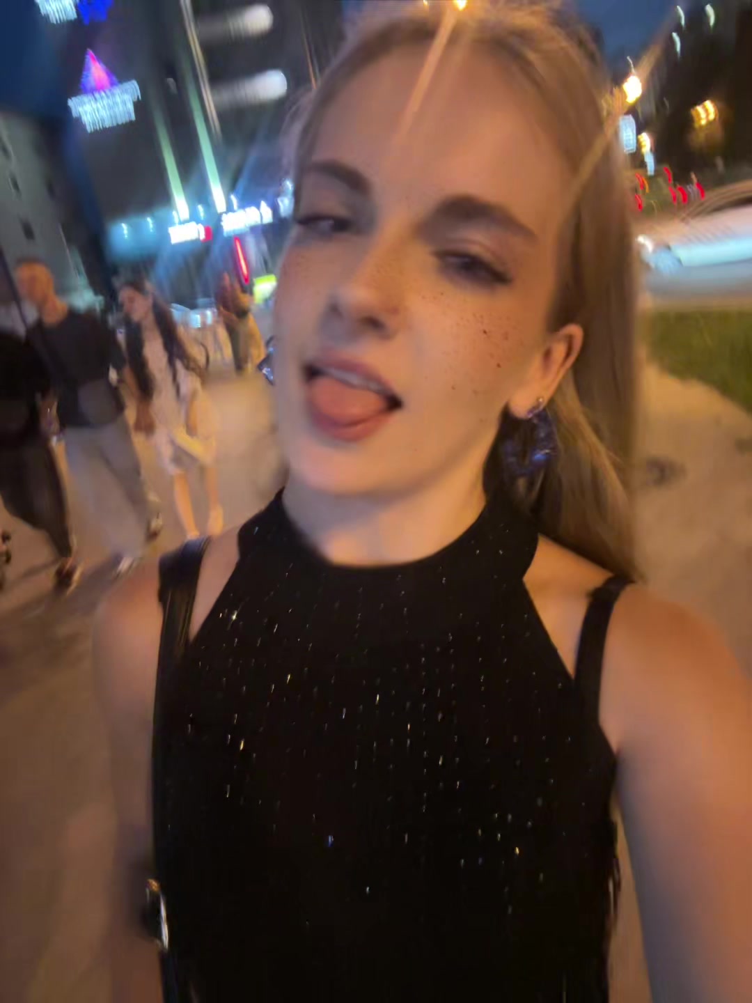 @latty1110