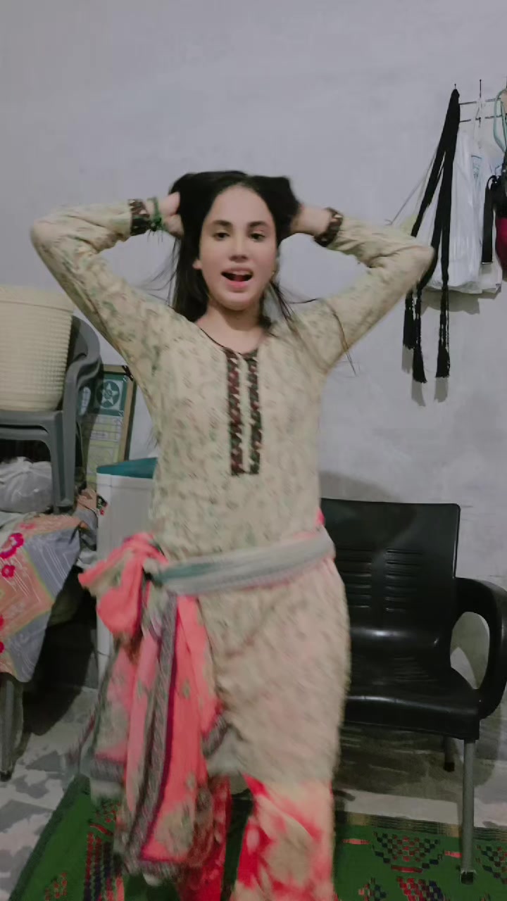 @Anayakhan