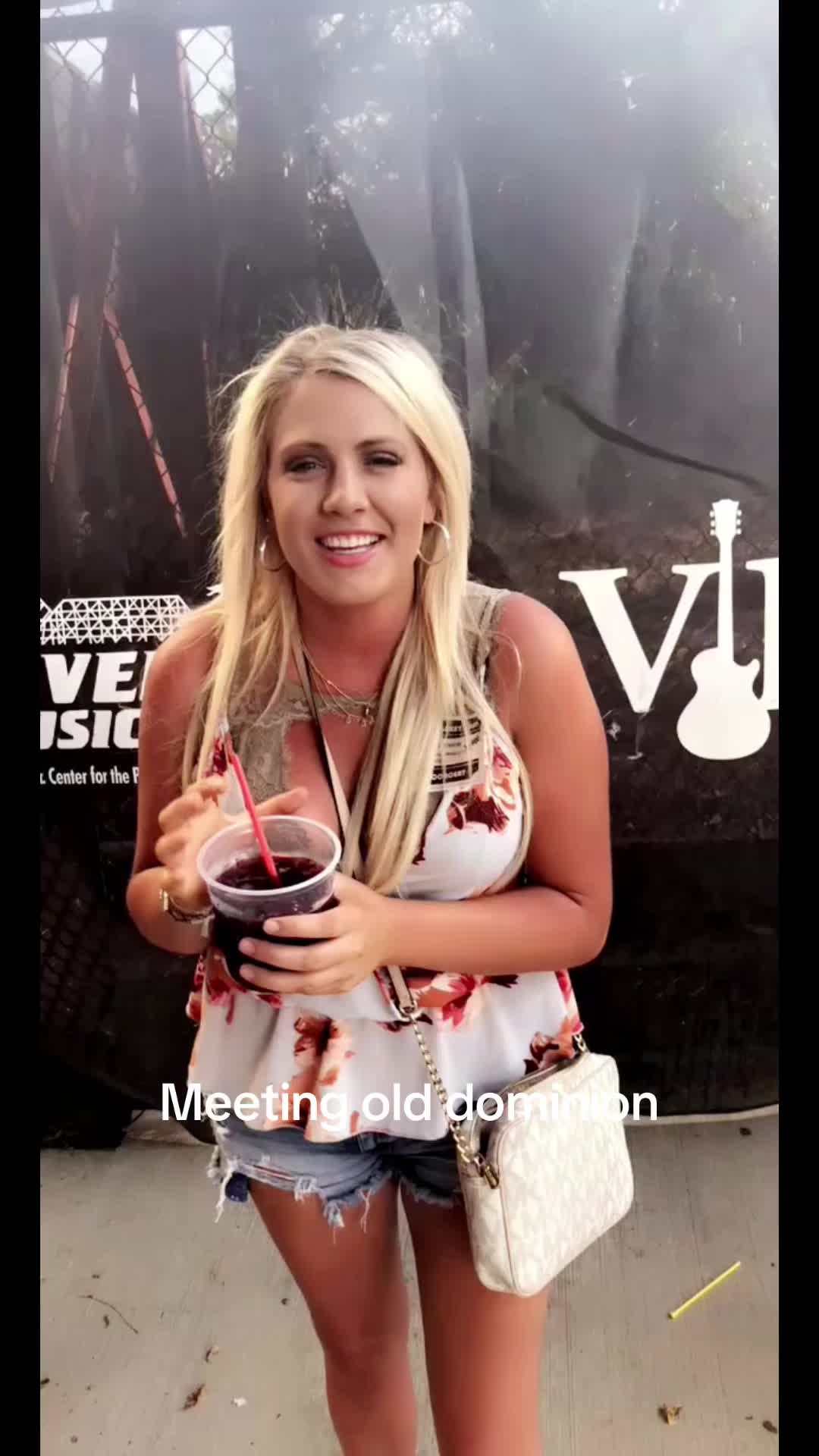 @Allie_schneider14