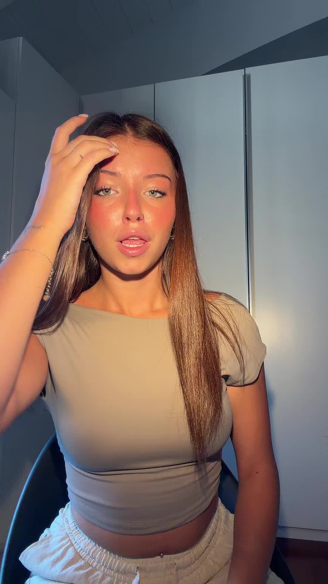 @elisafichera